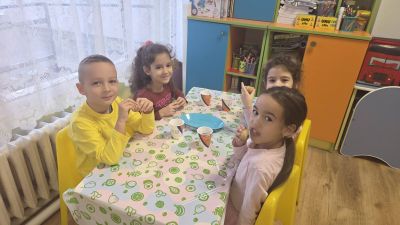 Коледен маратон в ДГ „Космонавт“ - ДГ Космонавт - Шумен